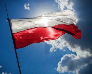 Громадяни Польщі отримали особливий статус в Україні