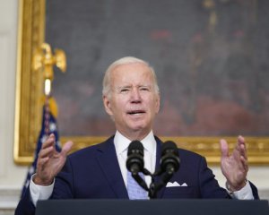 Байден поважає рішення Пелосі відвідати Тайвань