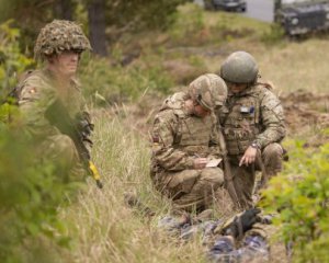 Канада поможет в подготовке украинских военных в Великобритании: подробности