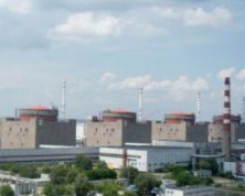 Россияне во второй раз обстреляли Запорожскую АЭС: один из "прилетов" был у энергоблока