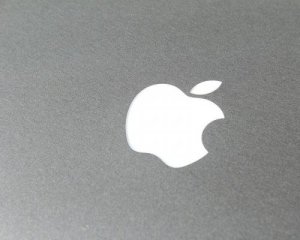 Apple може перенести випуск iPhone 14 через візит Пелосі до Тайваню