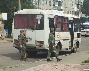 &quot;Облави в пошуках &quot;гарматного м&#039;яса&quot;: на Луганщині окупанти мобілізують пенсіонерів і неповнолітніх