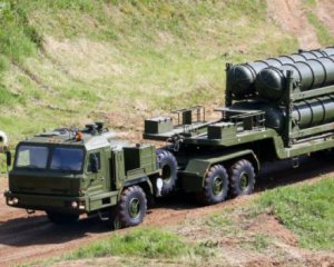 До Білорусі привезли нову партію ракет до ЗРК С-300/400