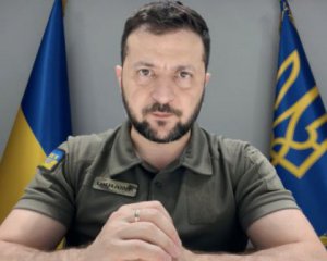 &quot;Война началась с Крыма и должна закончиться Крымом&quot; – Зеленский отреагировал на взрывы на полуострове