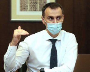Коронавірус в Україні набирає обертів: багато госпіталізацій, є померлі