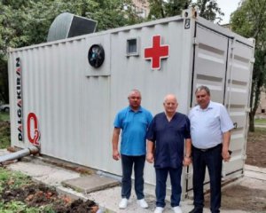Наскільки побільшало кисневих станцій у лікарнях України: відповідь МОЗ
