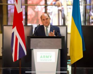 Захиститися від російської артилерії: Воллес анонсував нову допомогу Україні