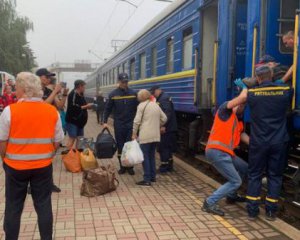 Обязательная эвакуация может распространиться не только на Донбасс, но и на другие области – Верещук