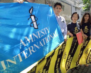 Amnesty International после скандального отчета теряет доноров и работников