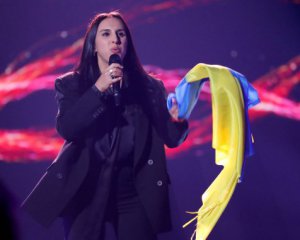 Джамала представила нову пісню, яку присвятила усім, хто допомагає українцям за кордоном