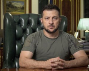Отмена запрета на выезд мужчин: Зеленский ответил на петицию