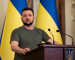 Зеленский обратился к украинцам по случаю Дня Государственного флага
