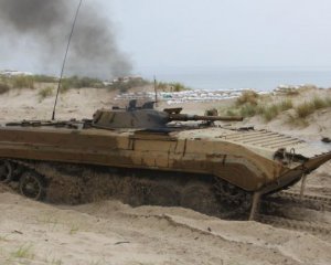 Словакия передаст Украине 30 БМП