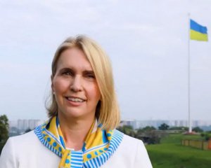 Глибока шана Збройним силам  –  посол США Бріджит Брінк привітала українців із Днем Незалежності