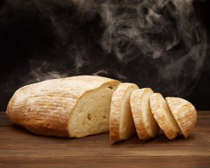 Как сделать черствый хлеб снова свежим – совет от  британского шеф-повара