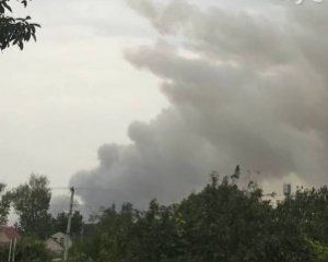 Взрывы в Херсонской области  – горит очередной российский склад боеприпасов