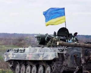 ЗСУ показали, як штурмують позиції росіян на Харківщині