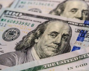 Курс долара та інфляція: що чекає українців у 2023-му