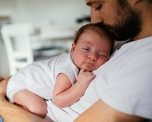 Мозок чоловіків після народження дитини змінюється – сенсаційне відкриття вчених