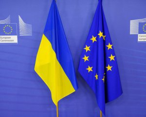 Транспортний безвіз з ЄС: Зеленський поставив підпис