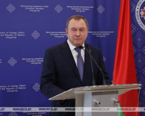 Білорусь захотіла стати посередником на переговорах України з Росією