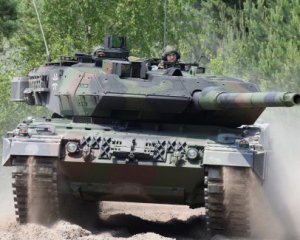 Офіс президента закликав Німеччину якнайшвидше передати Leopard 2