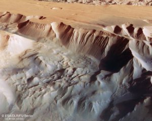&quot;Озера&quot; на Марсі можуть виявитися не тим, чим вважалося – вчені шоковані