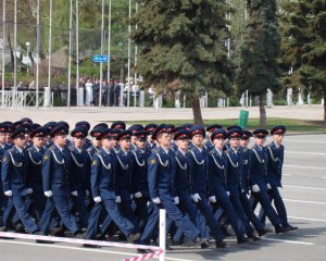 Путін кидає в Україну ледь підготовлених курсантів військових училищ