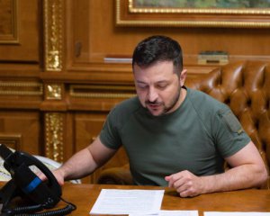 Зеленський зідзвонився із країною, яка має ядерну зброю