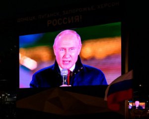 Путін наказав надрукувати Конституцію з окупованими українськими територіями