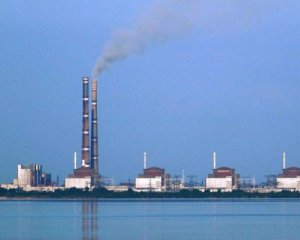 Мер міста з атомною станцією повідомив про обстріли