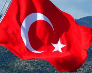 Туреччина хоче організувати переговори РФ з чотирма країнами Заходу