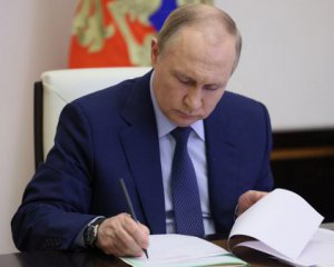 Британская разведка: взрыв на Крымском мосту &quot;сильно ударит&quot; по Путину и изменит ход войны