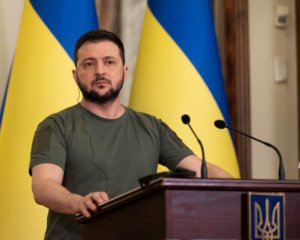 Зеленский срочно обратился к украинцам на фоне массированных атак РФ
