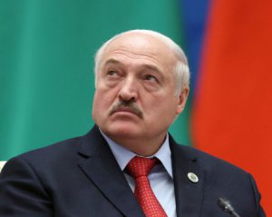 Лукашенко может пополнить армию РФ тысячами белорусов