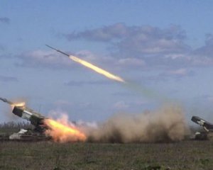 Танки, артилерія та міномети: росіяни масовано вдарили по Україні