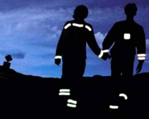 "Будь помітним, засвітися": як світловідбивачі рятують життя пішоходам і не тільки