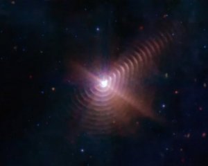 Показали унікальне фото кілець зіркової системи