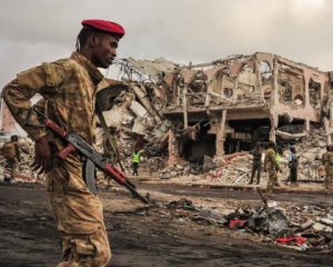 В Сомали произошел теракт: много погибших и раненых