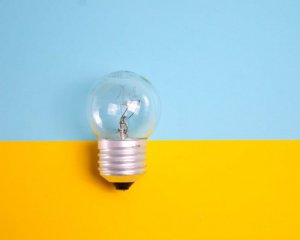 Відключення електроенергії на цьому тижні: що обіцяють в Укренерго