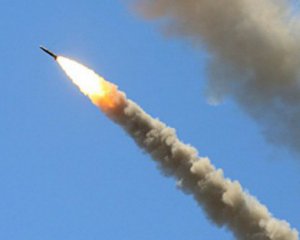 На Вінниччині впали уламки ракети – є руйнування