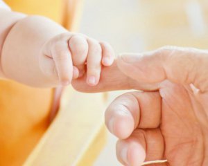 Как хранить грудное молоко, если нет света: полезные советы