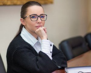 СБУ оголосила підозру доньці колишнього міністра