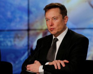 Маск скасував додаткові вихідні для працівників Twitter