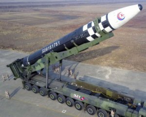 Кім Чен Ин розповів, навіщо запускає ракети в бік Японії