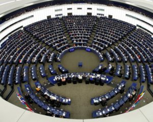 В Европарламенте требуют заблокировать любые деньги ЕС для Венгрии – Reuters
