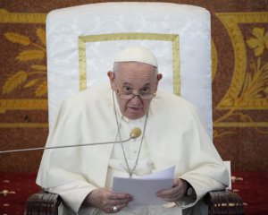 Папа Римский живет в пузыре – Тополя