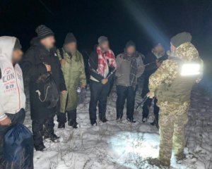 Головні новини дня: Херсон зі світлом, провокації білорусів на кордоні
