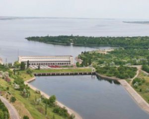 Россияне затопили главную насосную станцию Каховского магистрального канала: чем это чревато