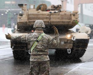 Кулеба розповів, як тривають переговори щодо поставок Abrams і Patriot